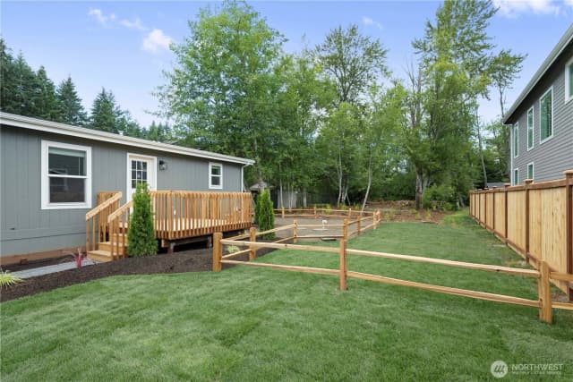 Property photo for 1911 147th Street Nw, Marysville photo 3