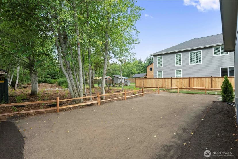 Property photo for 1911 147th Street Nw, Marysville photo 33