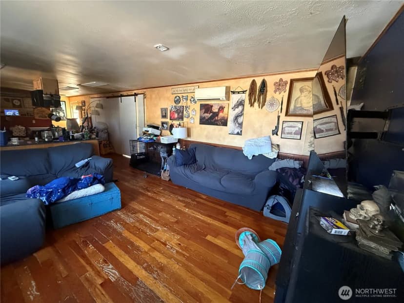 Property photo for 664 State Route 409, Cathlamet photo 10