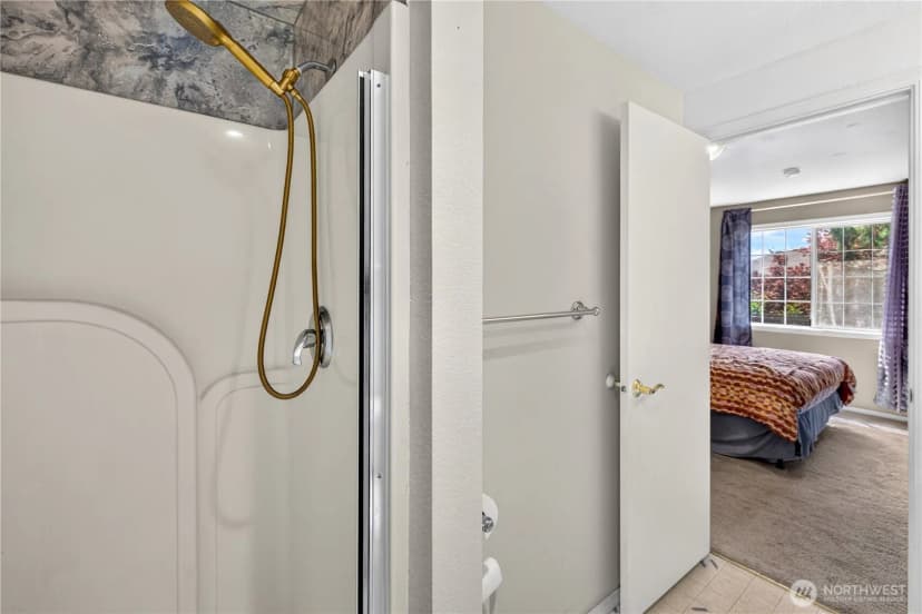 Property photo for 213 S 78th Avenue, Yakima photo 32