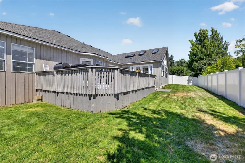 Property photo for 213 S 78th Avenue, Yakima photo 36