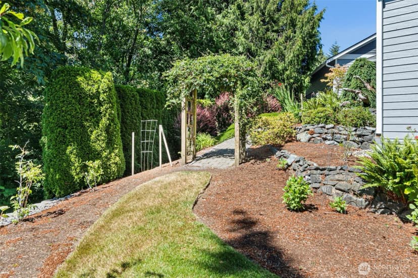 Property photo for 15133 Defiance Drive Se, Olalla photo 6