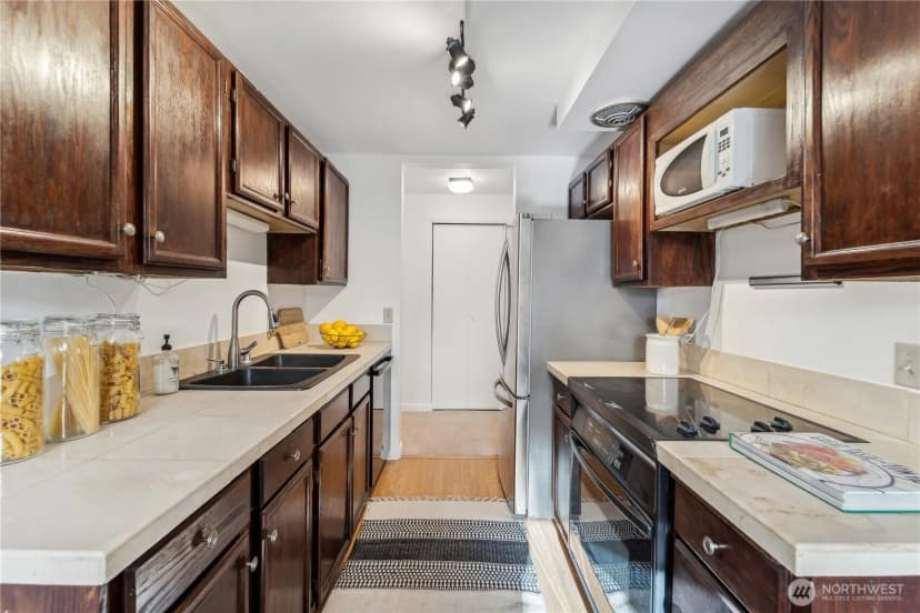 Property photo for 734 N 94th Street #a-3, Seattle photo 9