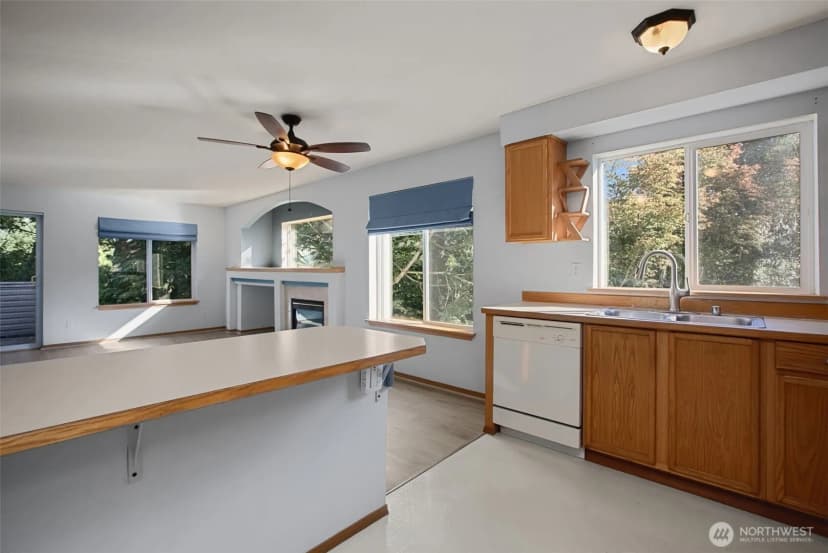 Property photo for 8833 1st Street Ne #j204, Lake Stevens photo 7