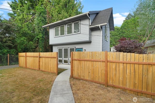 Property photo for 2317 Washington Street Se, Olympia