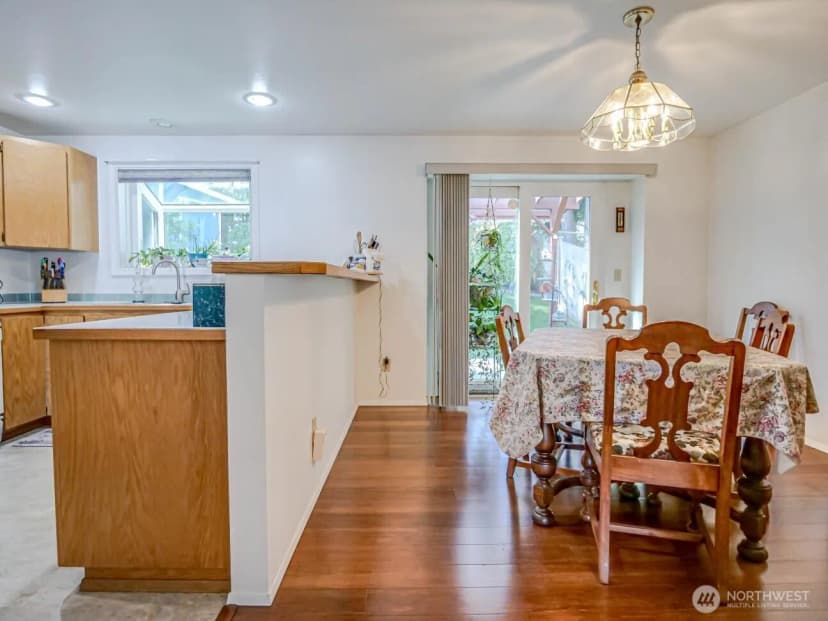 Property photo for 1608 Puget Drive, Everett photo 11