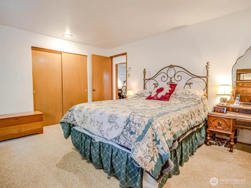 Property photo for 1608 Puget Drive, Everett photo 21
