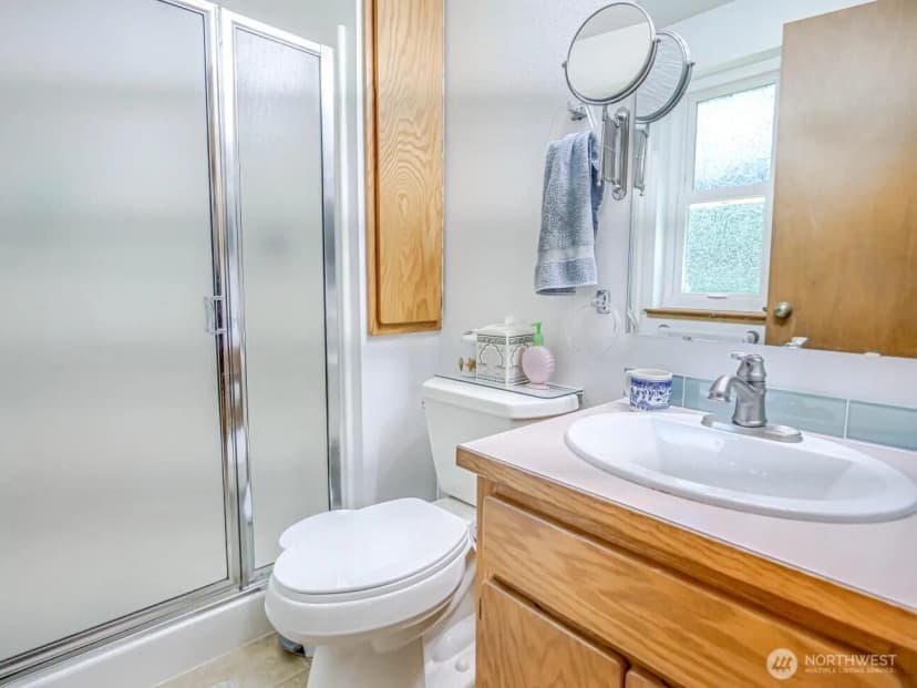Property photo for 1608 Puget Drive, Everett photo 20