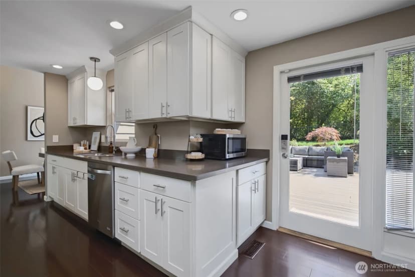 Property photo for 15611 Se 24th Street, Bellevue photo 13