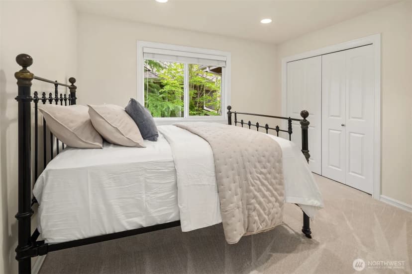 Property photo for 27542 Se 28th Court, Sammamish photo 28