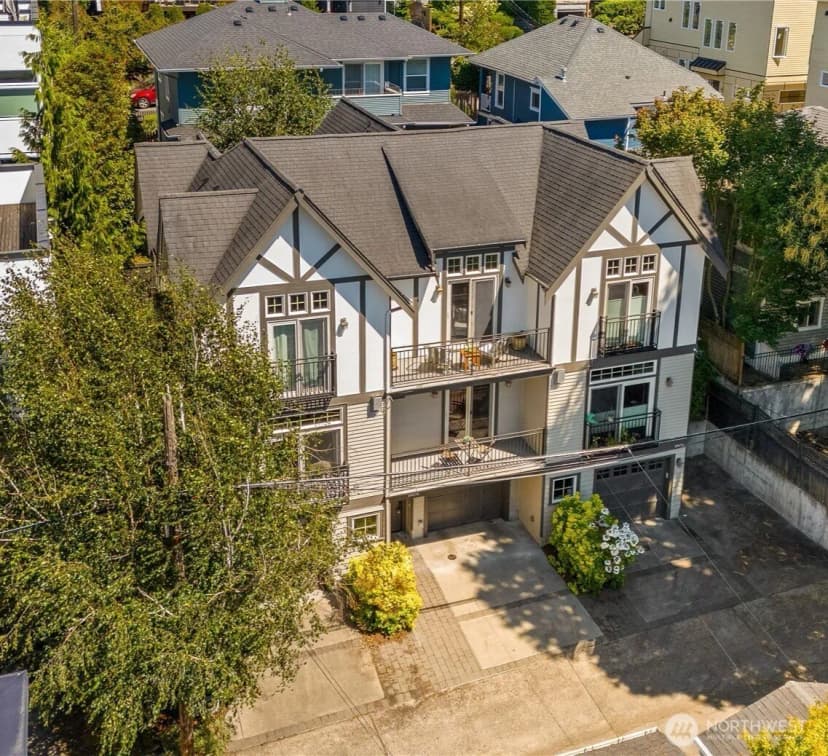 Property photo for 1917 8th Avenue W #b, Seattle