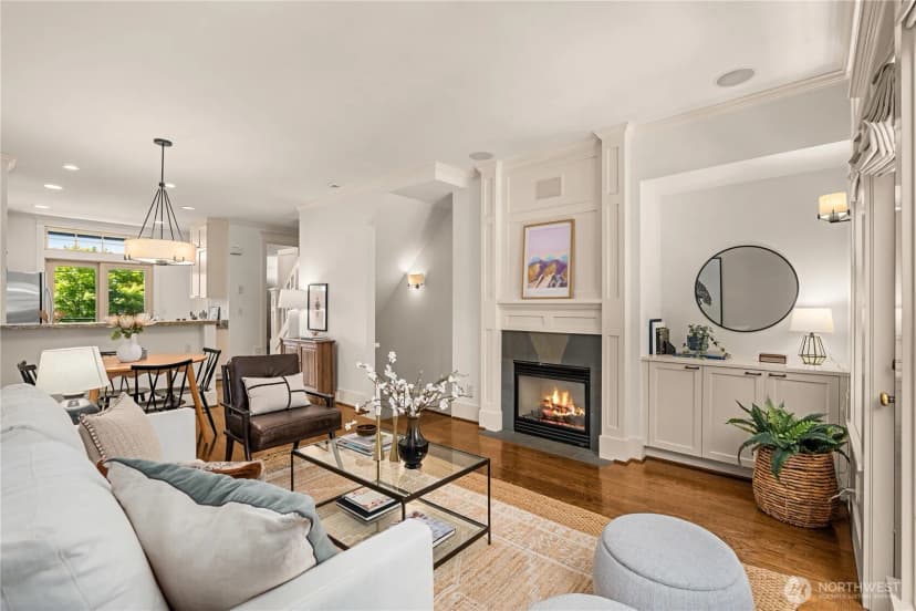 Property photo for 1917 8th Avenue W #b, Seattle photo 6