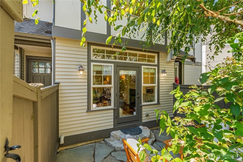 Property photo for 1917 8th Avenue W #b, Seattle photo 15