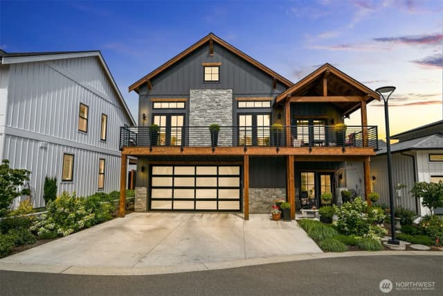 Property photo for 203 Pebblebrook Drive, Lynden