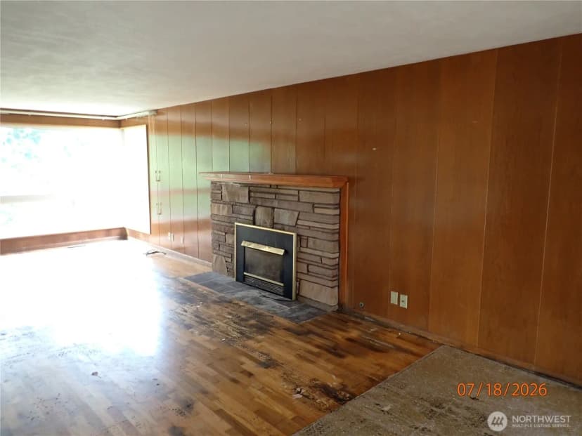 Property photo for 620 W Harriet Avenue, Montesano photo 9