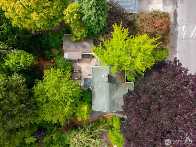 Property photo for 8552 31st Avenue Nw, Seattle photo 32