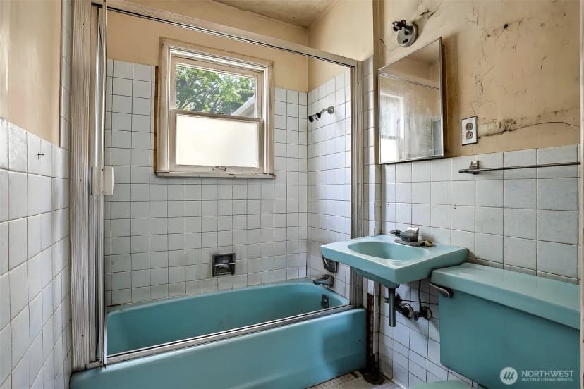 Property photo for 8552 31st Avenue Nw, Seattle photo 17