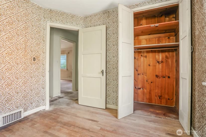 Property photo for 8552 31st Avenue Nw, Seattle photo 15