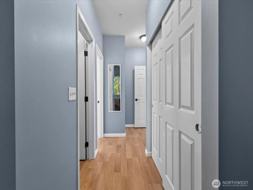 Property photo for 12712 Admiralty Way #c301, Everett photo 9