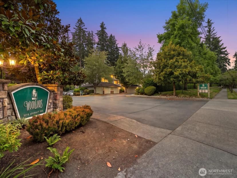 Property photo for 12712 Admiralty Way #c301, Everett photo 29