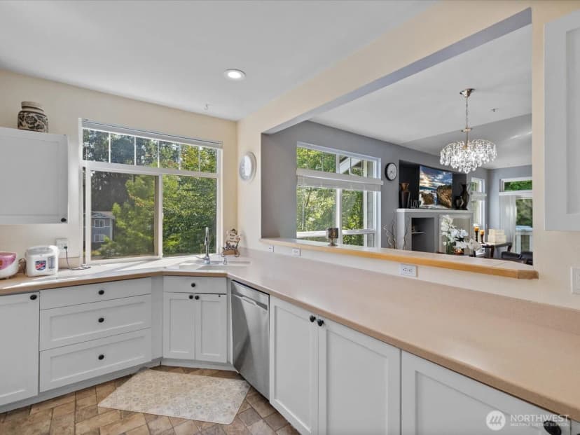 Property photo for 12712 Admiralty Way #c301, Everett photo 18