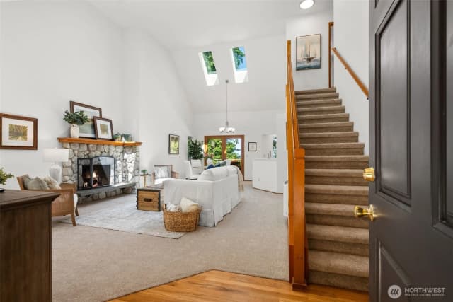 Property photo for 10109 Ne Knight Road, Bainbridge Island photo 4