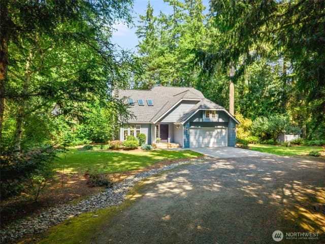 Property photo for 10109 Ne Knight Road, Bainbridge Island photo 2