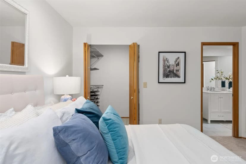 Property photo for 10109 Ne Knight Road, Bainbridge Island photo 16
