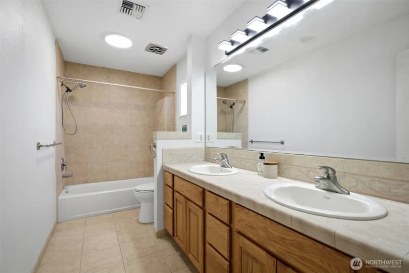 Property photo for 4205 Barge Street, Yakima photo 12