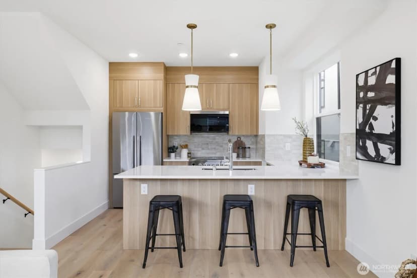 Property photo for 2012 Fairview Avenue E #a, Seattle photo 6