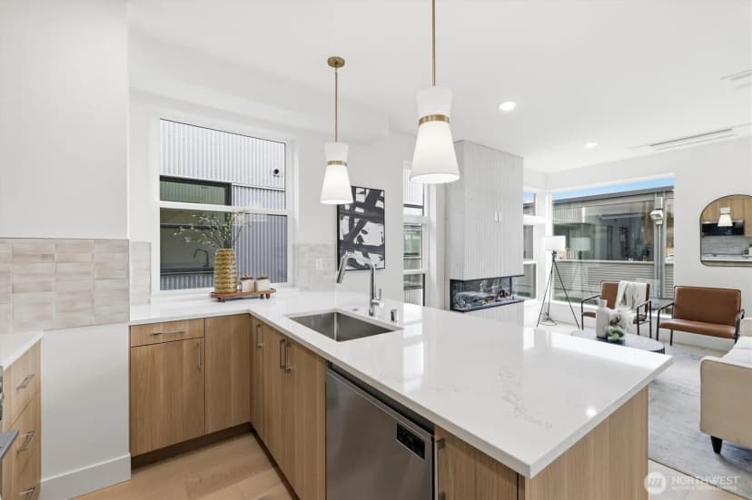 Property photo for 2012 Fairview Avenue E #a, Seattle photo 8