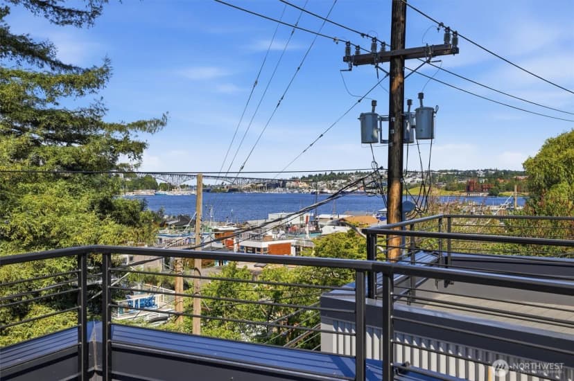Property photo for 2020 Fairview Avenue E #a, Seattle photo 32
