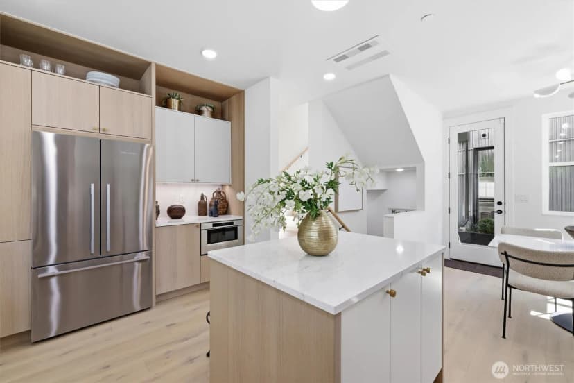 Property photo for 2020 Fairview Avenue E #a, Seattle photo 13