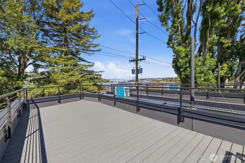 Property photo for 2020 Fairview Avenue E #a, Seattle photo 31