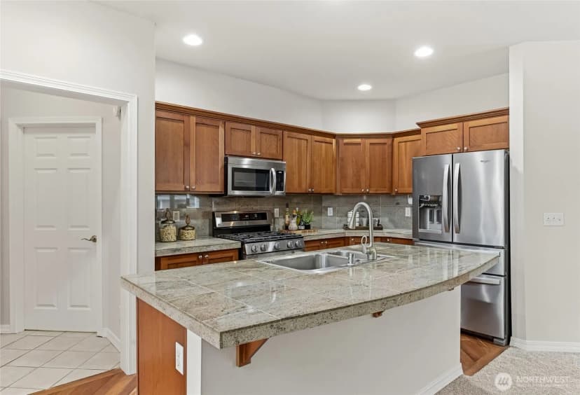 Property photo for 11711 239th Avenue Ne, Redmond photo 11