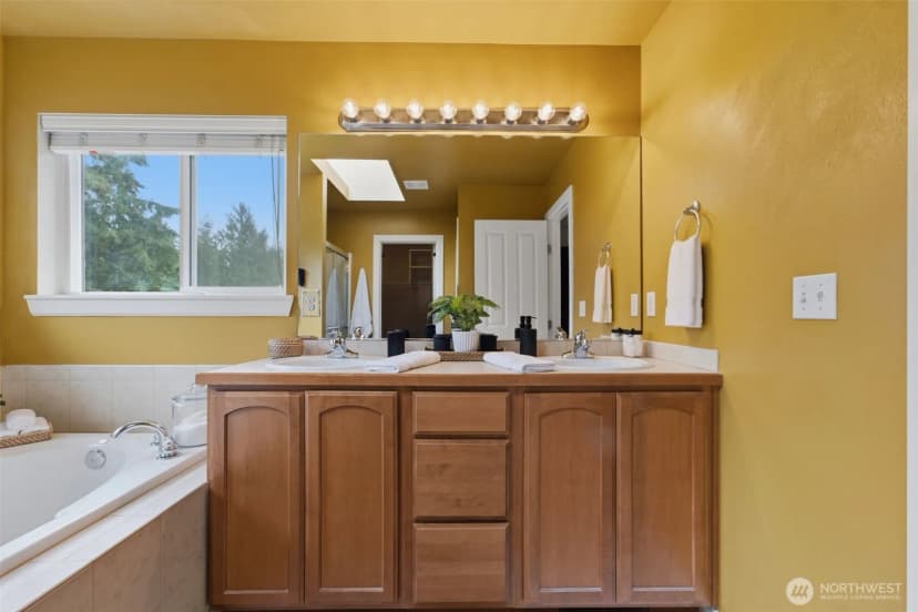 Property photo for 8400 Jeatran Place Nw, Silverdale photo 16