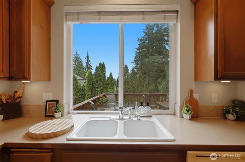 Property photo for 8400 Jeatran Place Nw, Silverdale photo 10