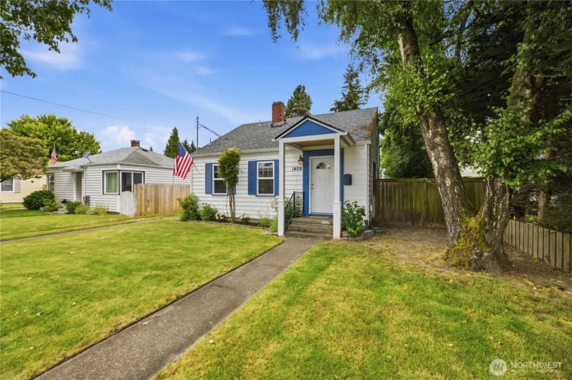 Property photo for 1409 Silver Street, Sumner photo 2