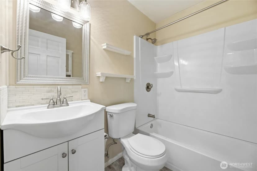 Property photo for 1409 Silver Street, Sumner photo 14