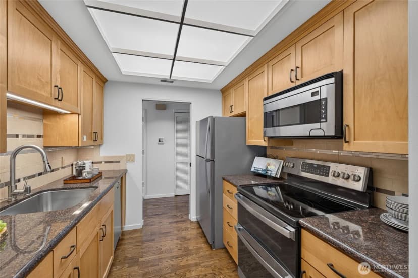 Property photo for 1301 Spring Street #11c, Seattle photo 12