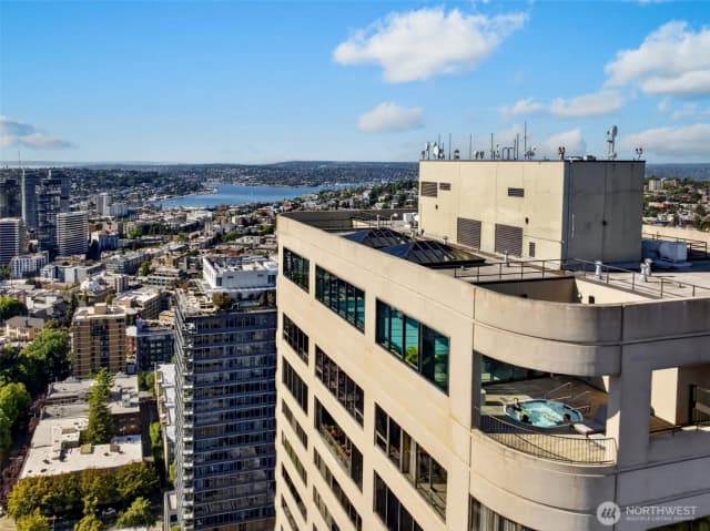 Property photo for 1301 Spring Street #11c, Seattle photo 2