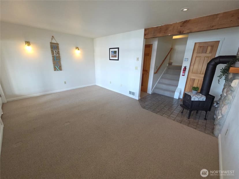 Property photo for 232 E Libby Road W, Shelton photo 32