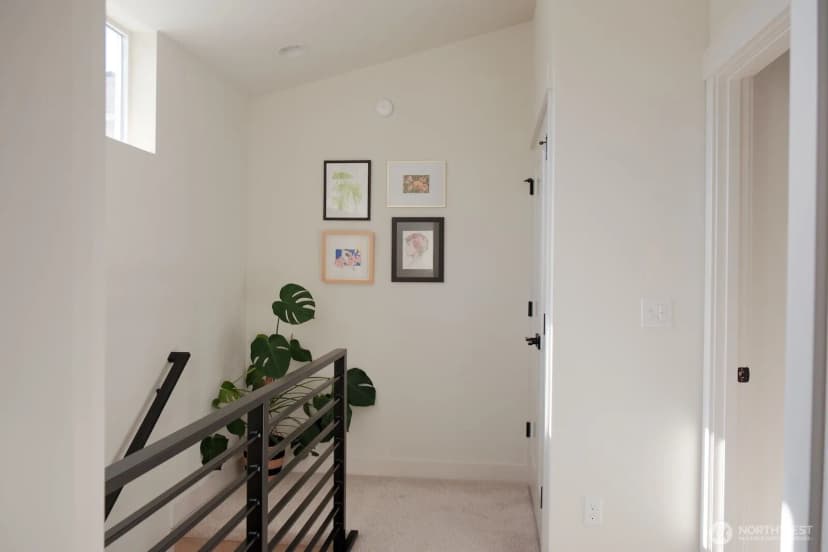 Property photo for 1916 18th Avenue S #b, Seattle photo 23