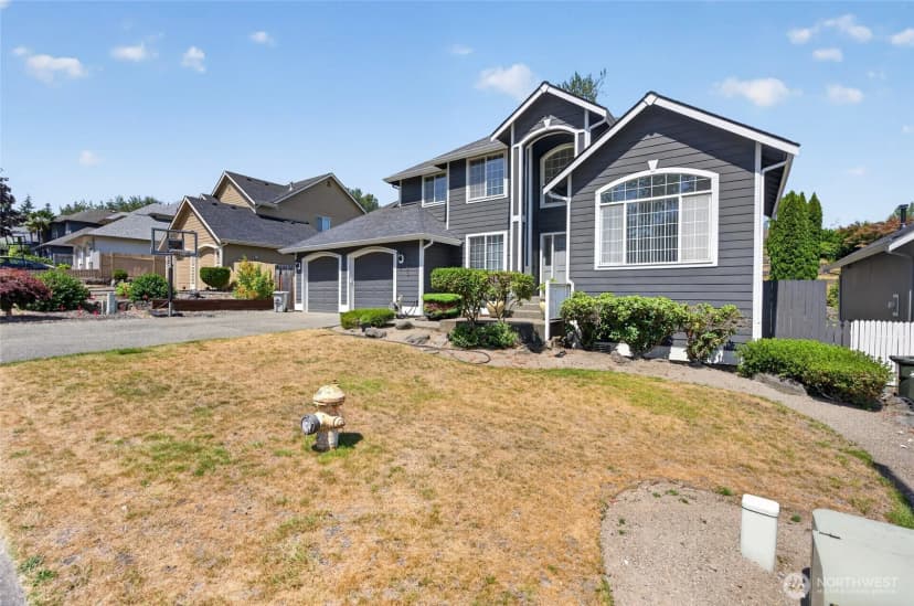 Property photo for 12450 Se 198th Place, Kent photo 2