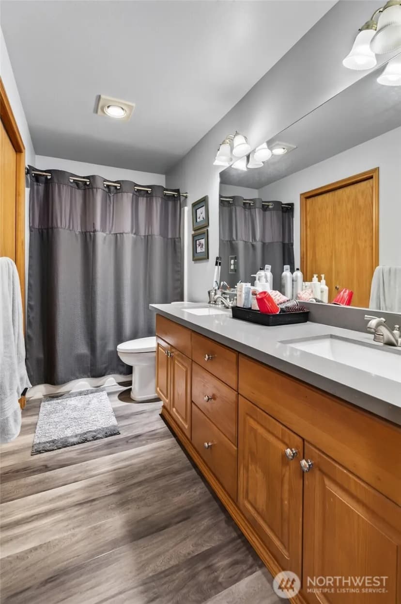 Property photo for 12450 Se 198th Place, Kent photo 22