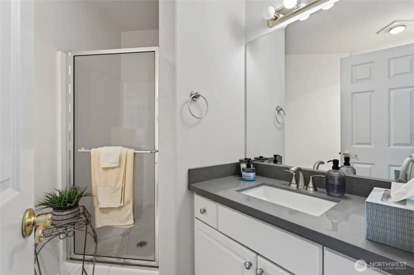 Property photo for 12450 Se 198th Place, Kent photo 27