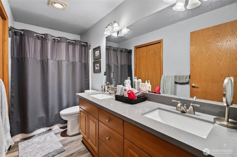 Property photo for 12450 Se 198th Place, Kent photo 19