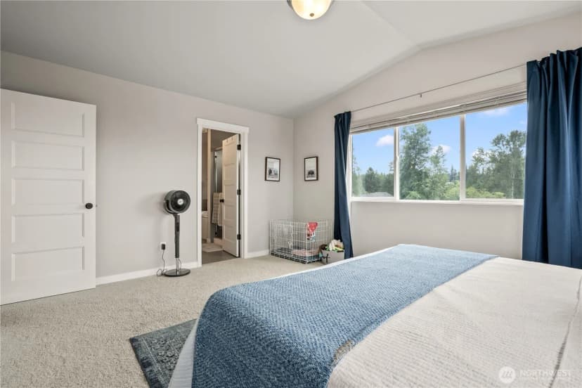 Property photo for 7026 61st Place Ne, Marysville photo 17