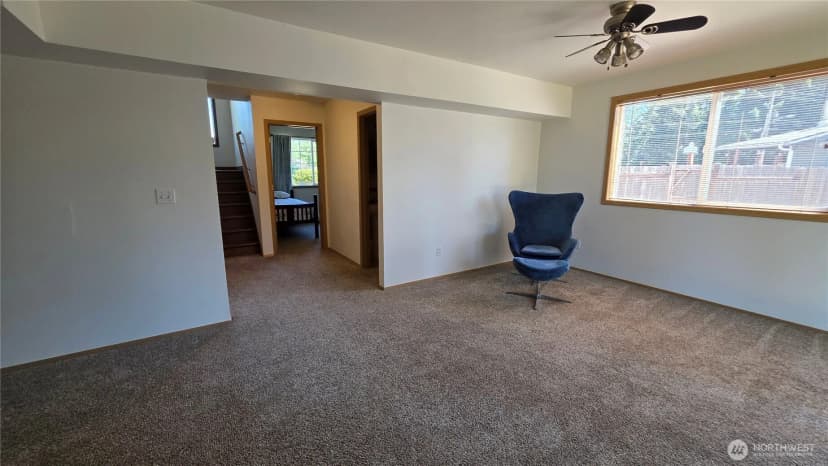 Property photo for 128 Berggren Road N, Eatonville photo 22
