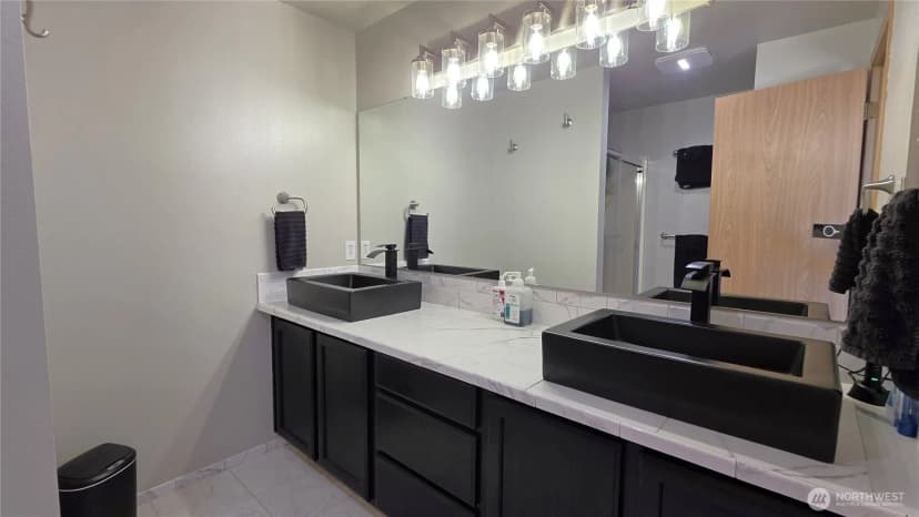 Property photo for 128 Berggren Road N, Eatonville photo 15